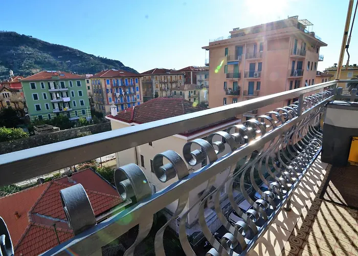 Gabry Апартаменты Леванто